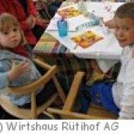 Kindergeburtstag auf dem Rütihof Kindergeburtstag auf dem Rütihof