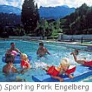 Hallenbad und Freibad Sonnenberg in Engelberg Hallenbad und Freibad Sonnenberg in Engelberg