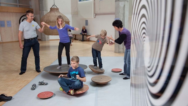 (c) Sensorium im Rüttihubelbad Kindergeburtstag im Sensorium